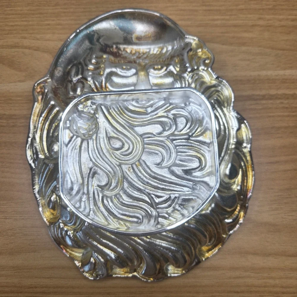 Silver Plated Santa Claus Face Trinket candy Dish Tray International Silver Co